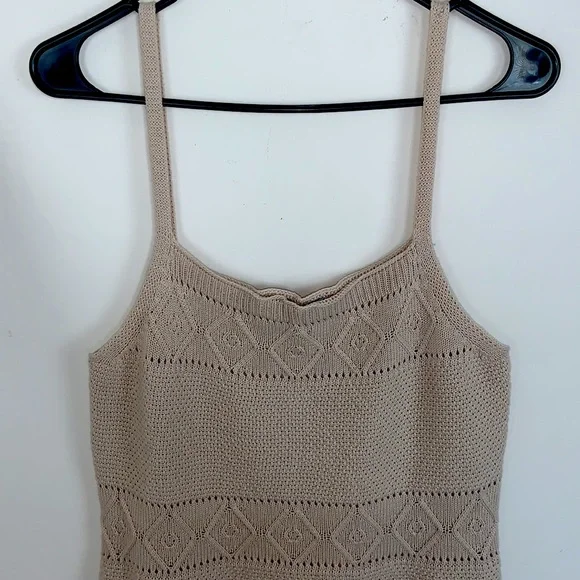 🌷SEVEN WONDERS Rose Knit Beige Dress Size 6 - Picture 6 of 9